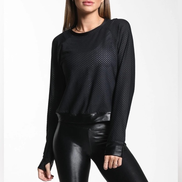 Koral - Sofia Netz Pullover - Picture 6 of 7